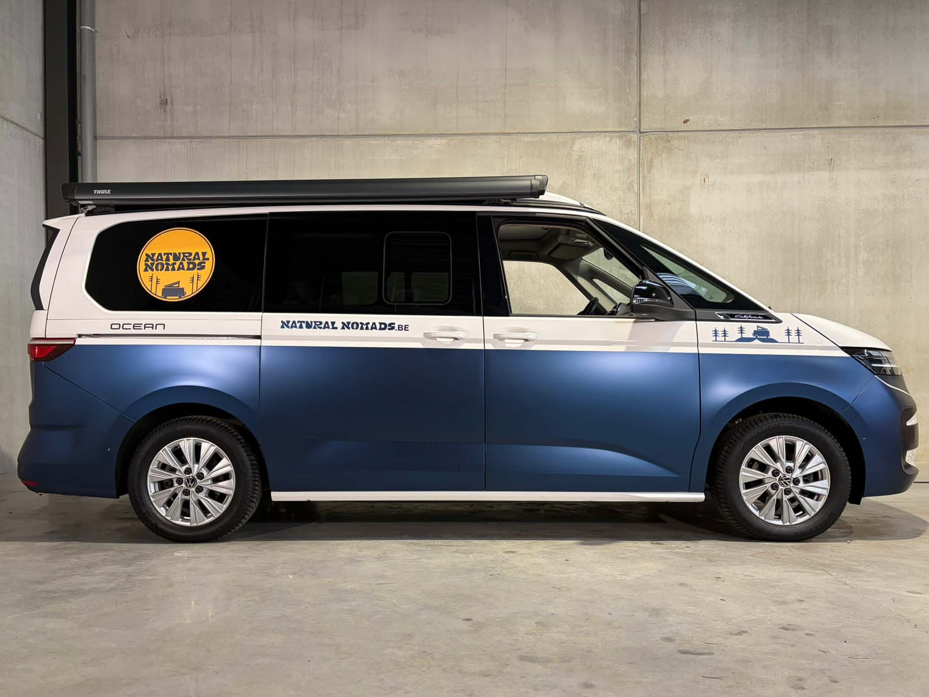 NN023_VW_T7_California_Bicolour_White_Avery_Blue-2